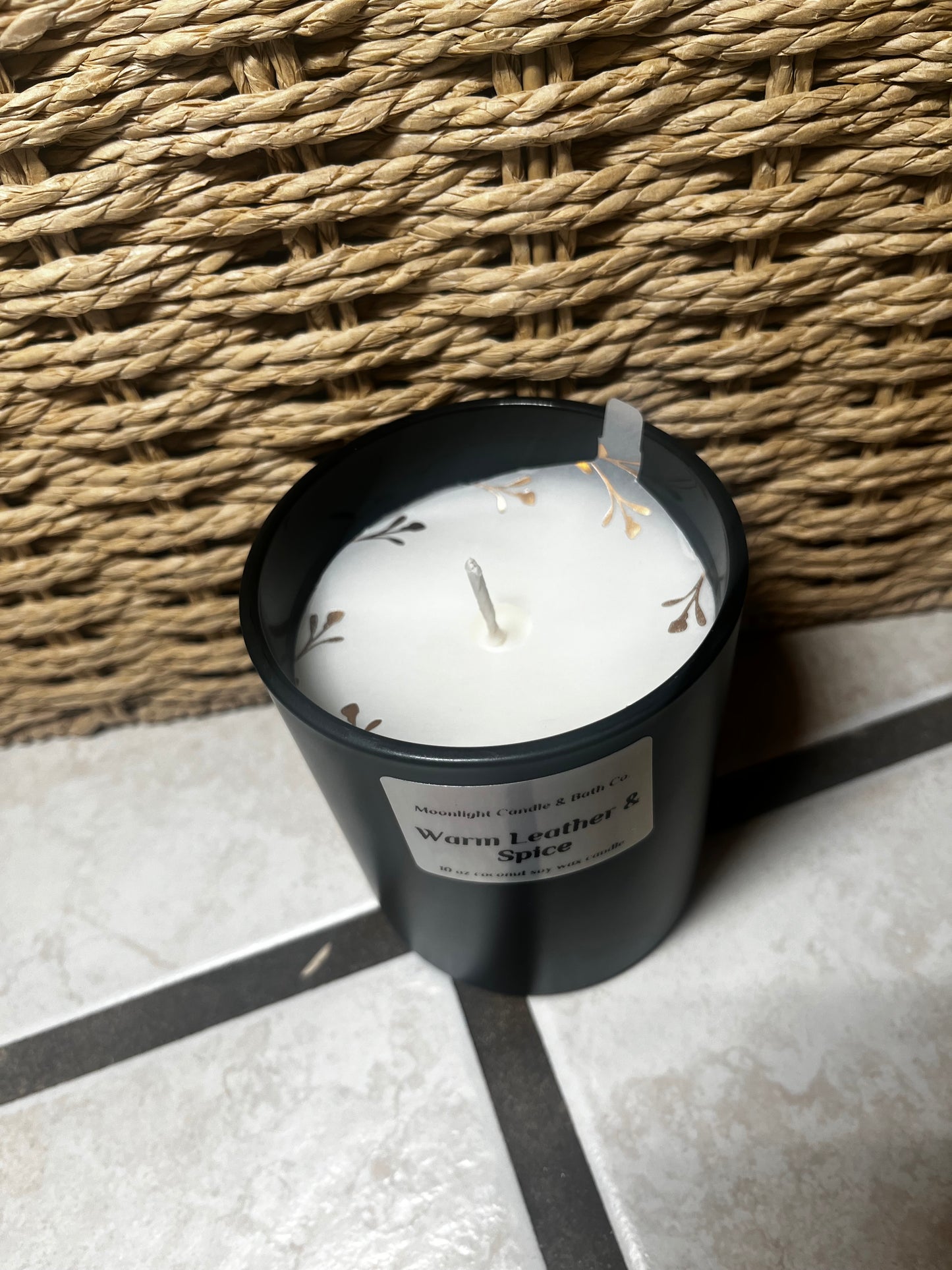 Warm Leather & Spice Candle